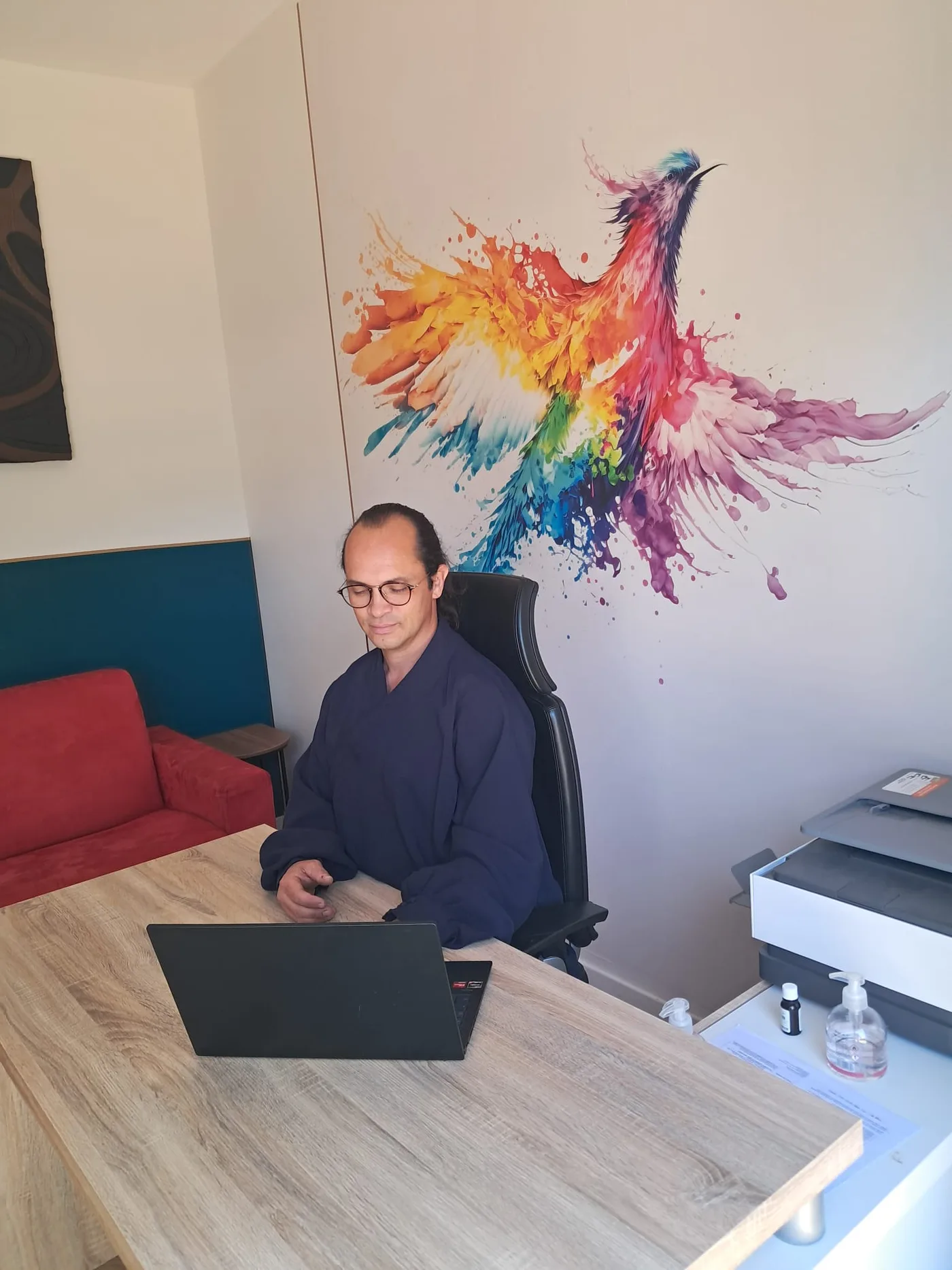 Benjamin Piot dans son cabinet - Praticien MING